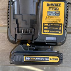New 20v Dewalt Battery N Charger 