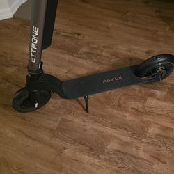 Aria Lx Ettrone Scooter 