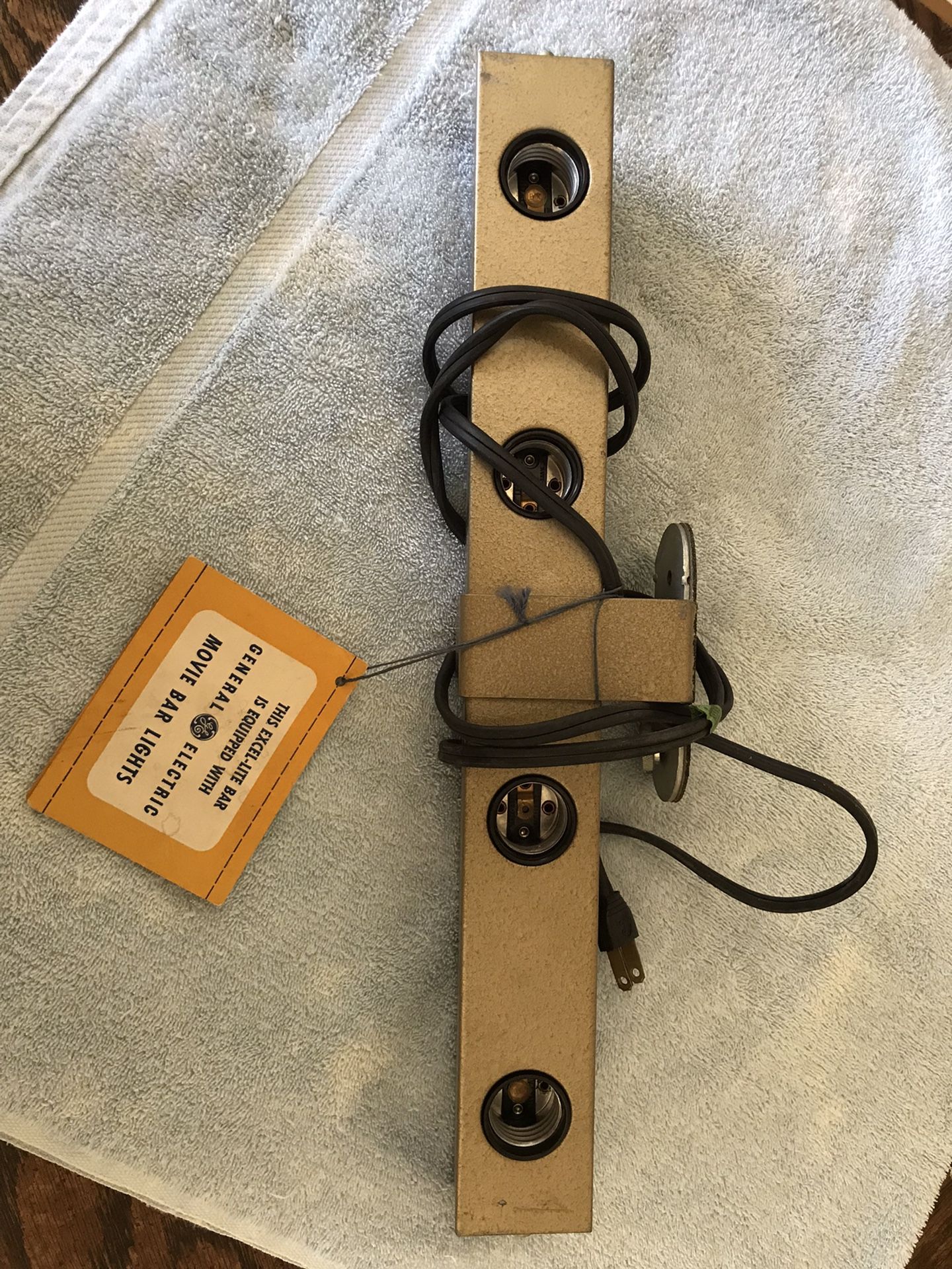 Vintage GE Excel Lite Movie Bar