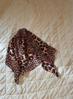 Leopard print head scarf ✨