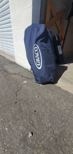 Graco portable crib