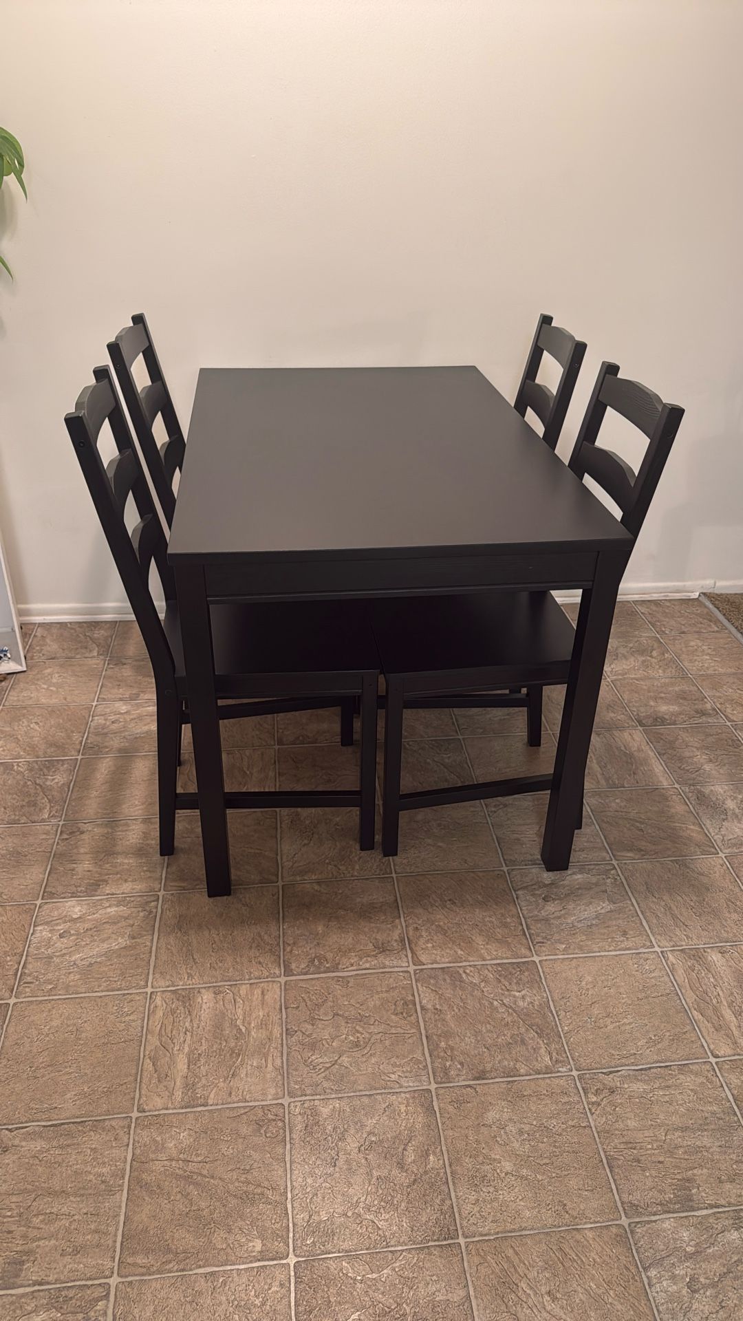 Dinning Table