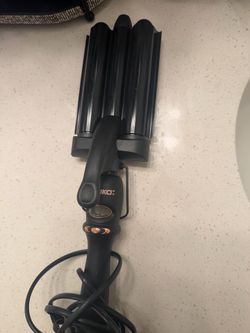 Amika Triple Barrel Hair Waver Black Electric Adjustable Heat Temperature