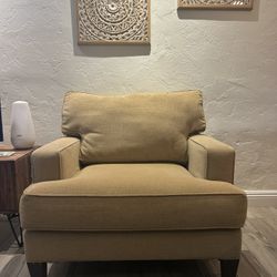 Super Comfy Armchair/Sofa