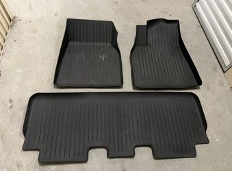Tesla model Y mats
