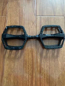 Stock ridstar pedals