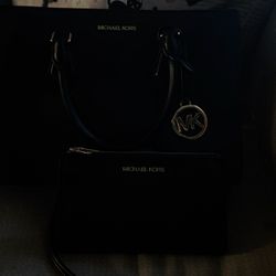 Michael Kors Purse And Wallet 