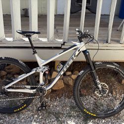 2018 Trek Fuel Ex 8 29 er Large  Full Suspension 