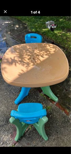 garden table for children