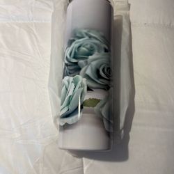NEW TUMBLER WITH MINT COLOR ROSES