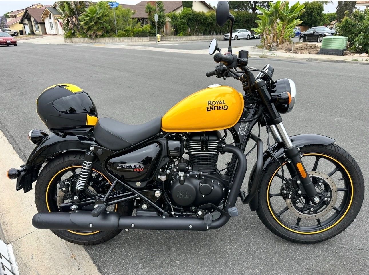 Motorcycle Royal Enfield Meteor (contact info removed)