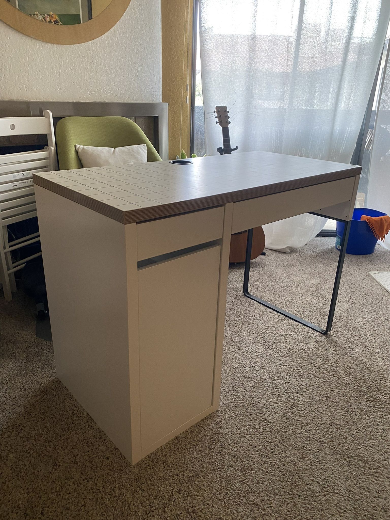 IKEA Micke Desk