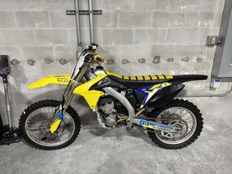 Suzuki Dirt Bike 260CC