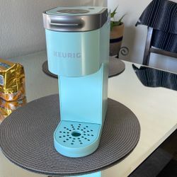Keurig Coffee Machine 12 Cups 