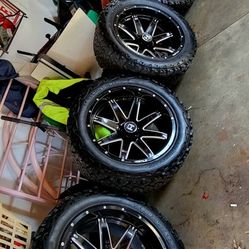 35x12.50r22 LT 6virlos 6x5.5 Para Tahoe Silverado Gmc Sierra Traen Sensores Llantas Seminuevas 