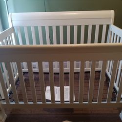 Baby Crib 