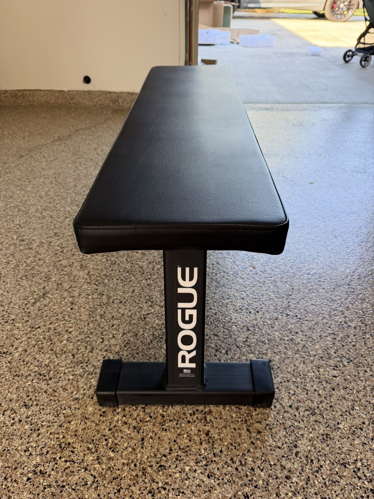 Rogue Flat Bench