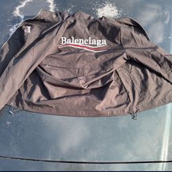 balenciaga windbreaker 