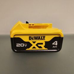 Brand New Dewalt 20v 4ah Battery Mint Condition Three LED Power Indicator
