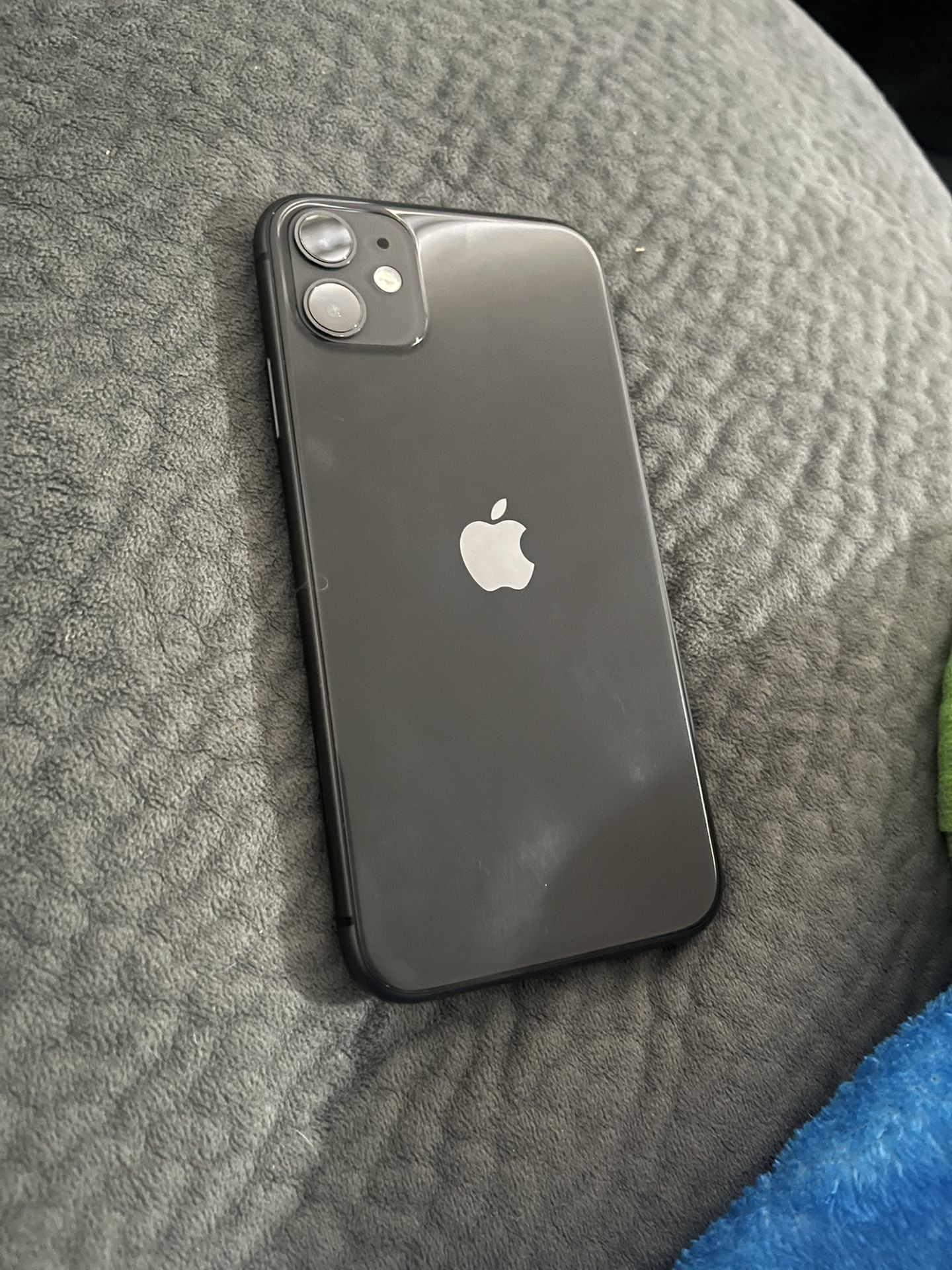 iPhone 11 64 G