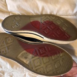 6.5 Converse High Top Embroidered KISS