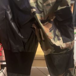 3x Women’s Half Leather And Camo Pants