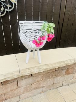 SUPER CUTE PLANTER