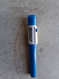 Dog nail trimmer 10 bucks