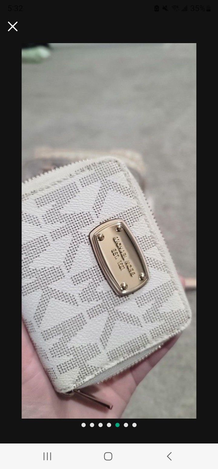 Michael Kors Wallet And Purse