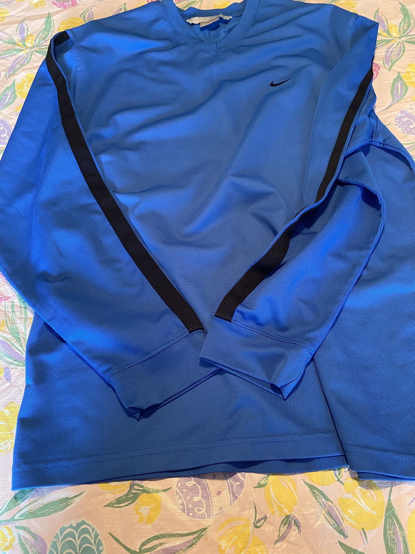 Nike Large Blue Long Sleeve Shirt 