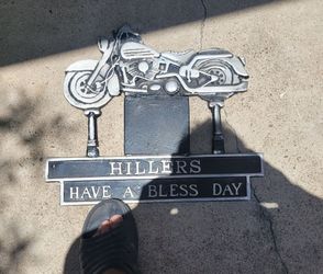 Cast aluminum motorcycle plaque