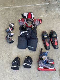 Youth hockey gear Bauer