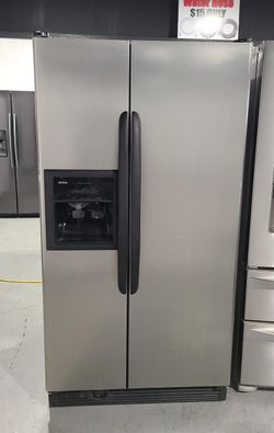 Kenmore Side By Side Stainless Steel Fridge
