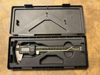 Mitutoyo Electronic Caliper 6"