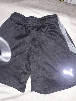 Puma shorts size 5