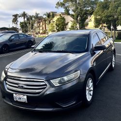 2015 Ford Taurus