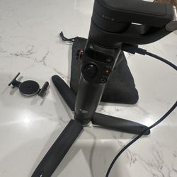 DJI Osmo Mobile 6 Smartphone Gimbal Stabilizer
