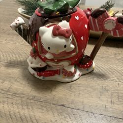 Hello Kitty Valentines Teapot Ceramic Blue Sky