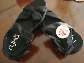 Black Ryka Sandals, 8.5 Brand New Never Worn