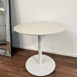 West Elm 30” Round Bistro Table NEW