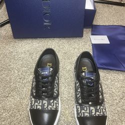 Dior B23 low-top sneakers in beige and black Dior Oblique jacquard Size 10