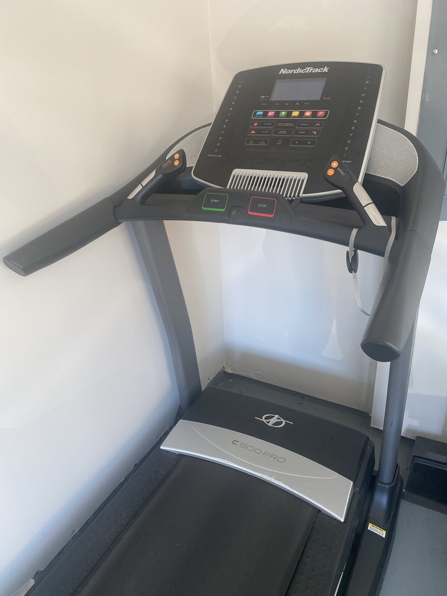 Used NordicTrack C900 Pro Treadmill 