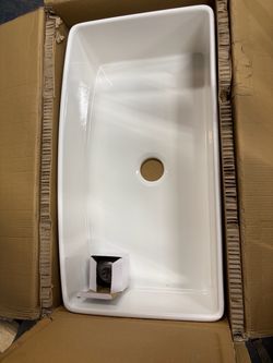 White Fireclay 36 in. Single Bowl Apron-Front Kitchen Sink with Basket Strainer