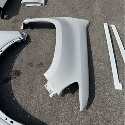 Bronco / Transit connect Parts