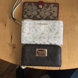 Women’s Designer Wallet Bundle