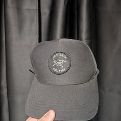Arcteryx hat
