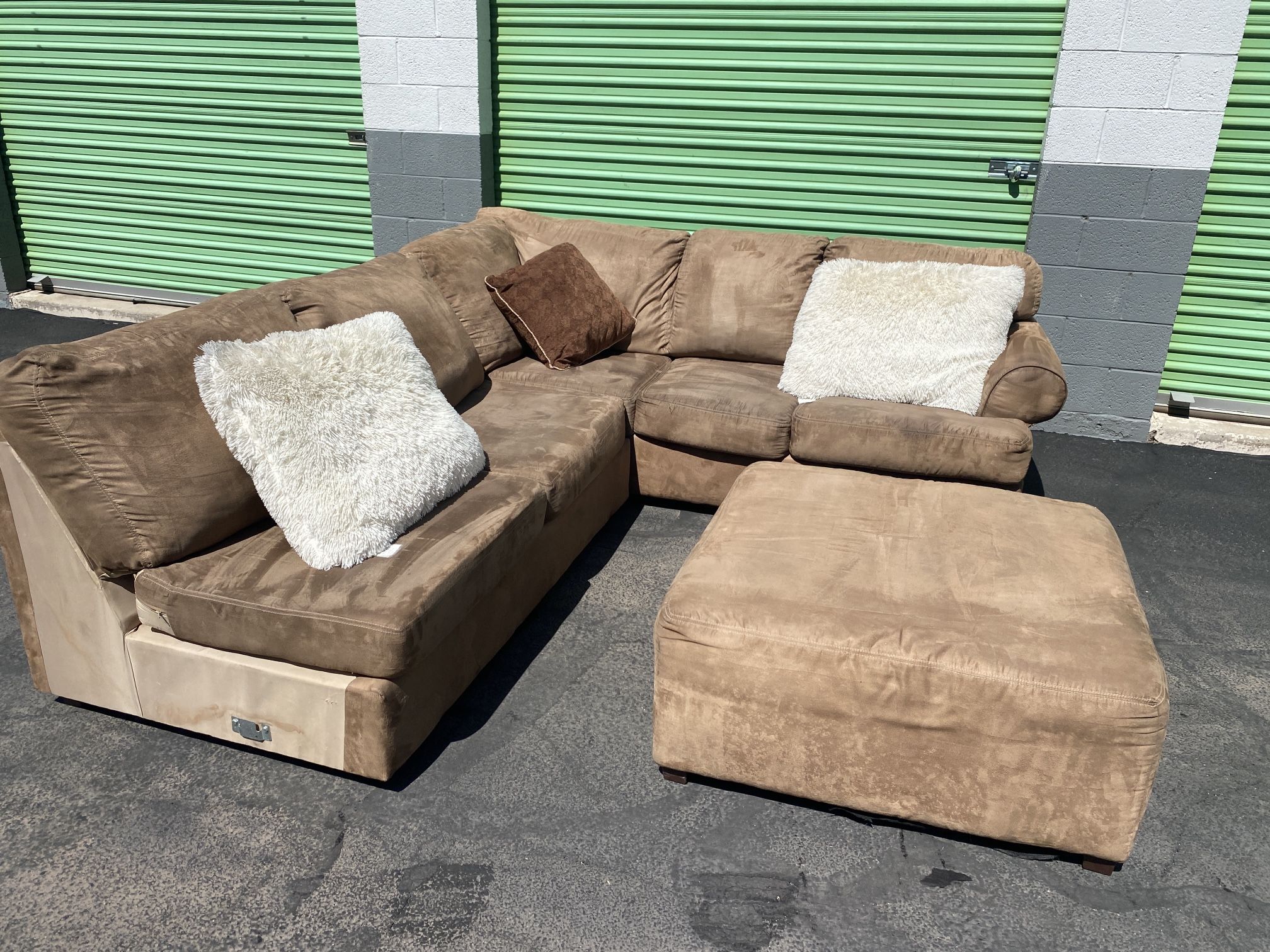 Brown Sectional Sofa with Ottoman.  FREE DELIVERY!!!!