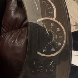 2004 Cadillac Cluster 