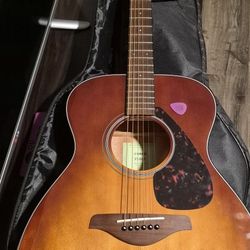 Guitar Yamaha Fs800