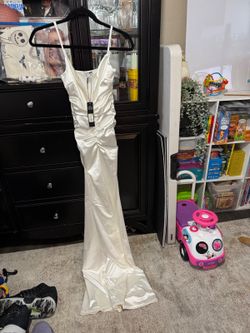 Fashion Nova Baylor Maxi Dress White XS